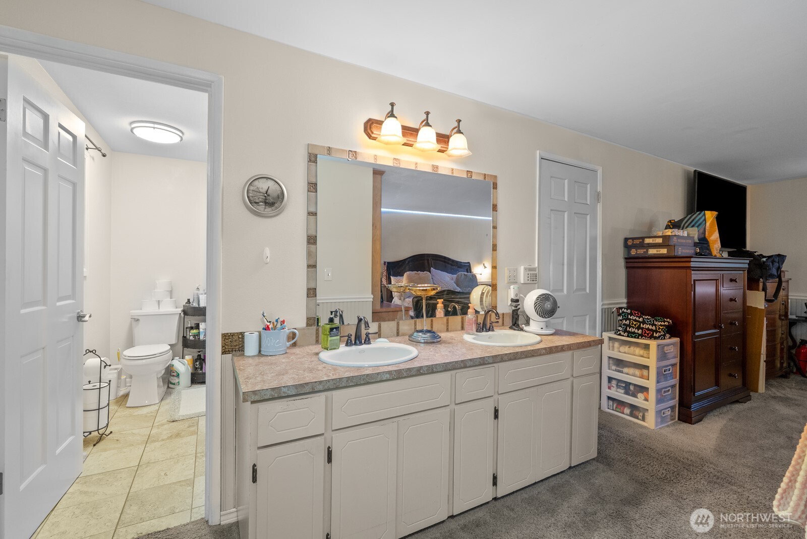 10910 149th Street E