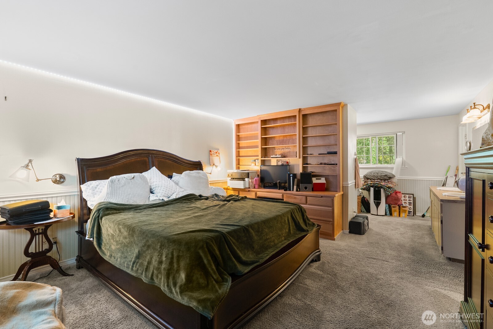 10910 149th Street E