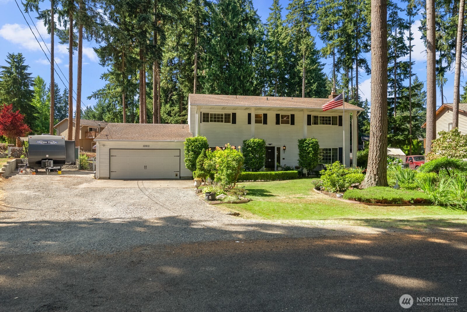 10910 149th Street E