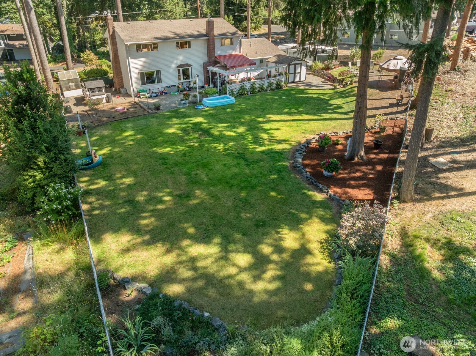 10910 149th Street E