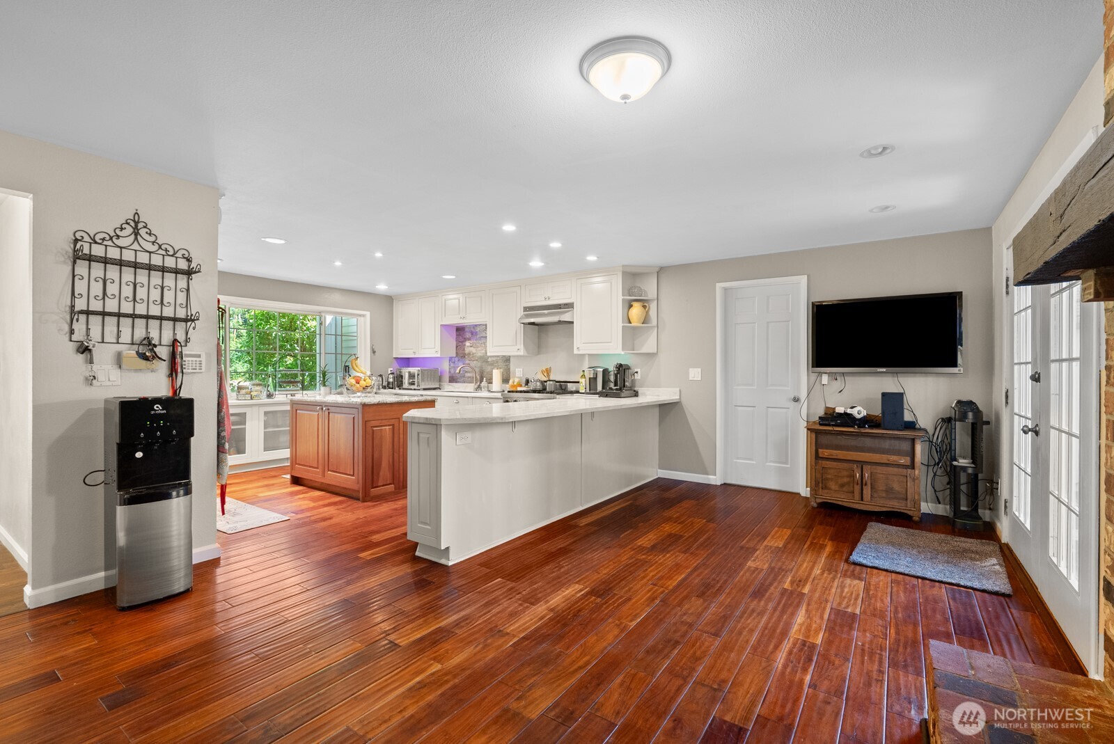 10910 149th Street E