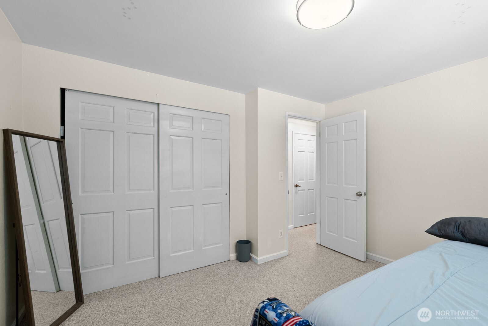 10910 149th Street E