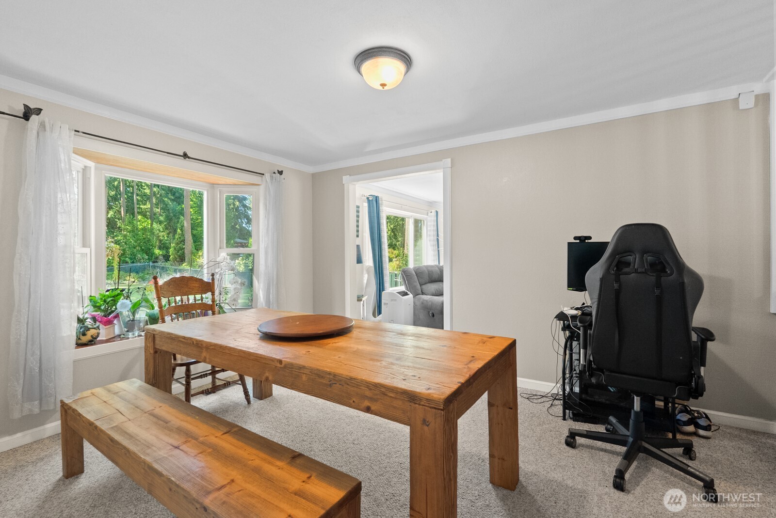 10910 149th Street E