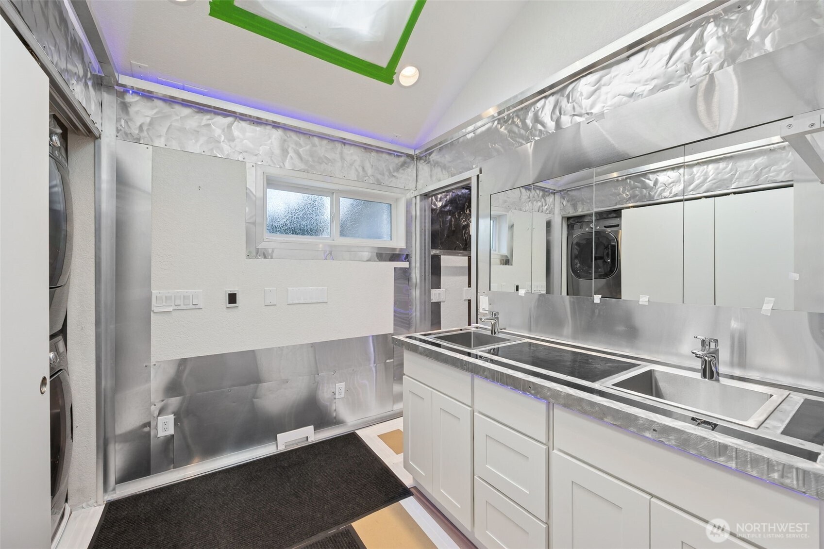 7010 Vandermark Road E