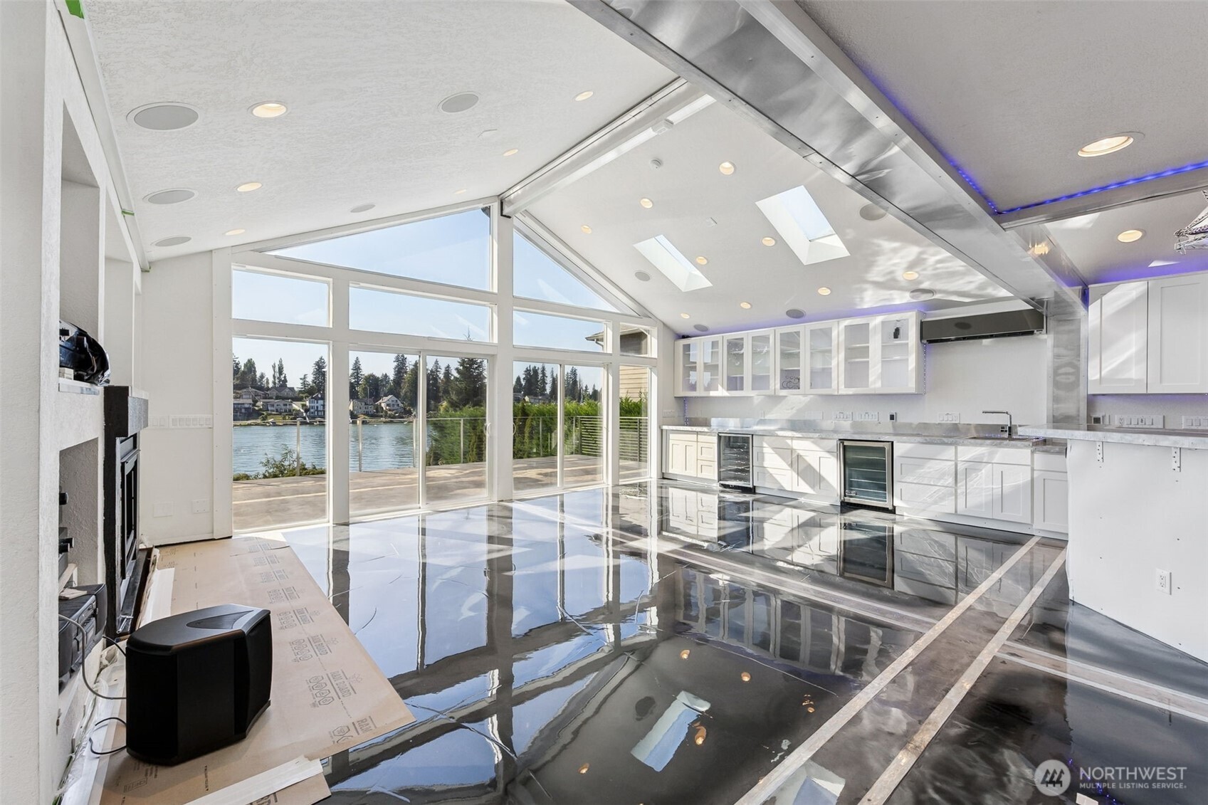 7010 Vandermark Road E