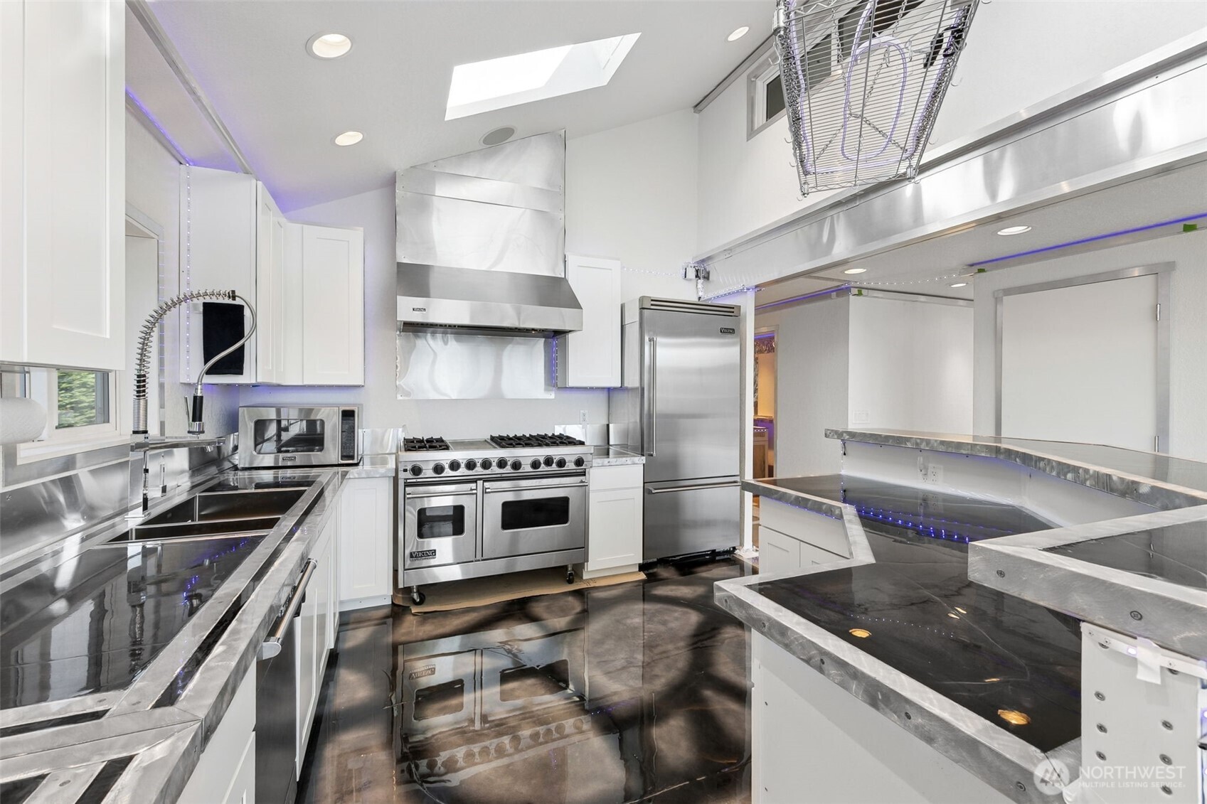 7010 Vandermark Road E