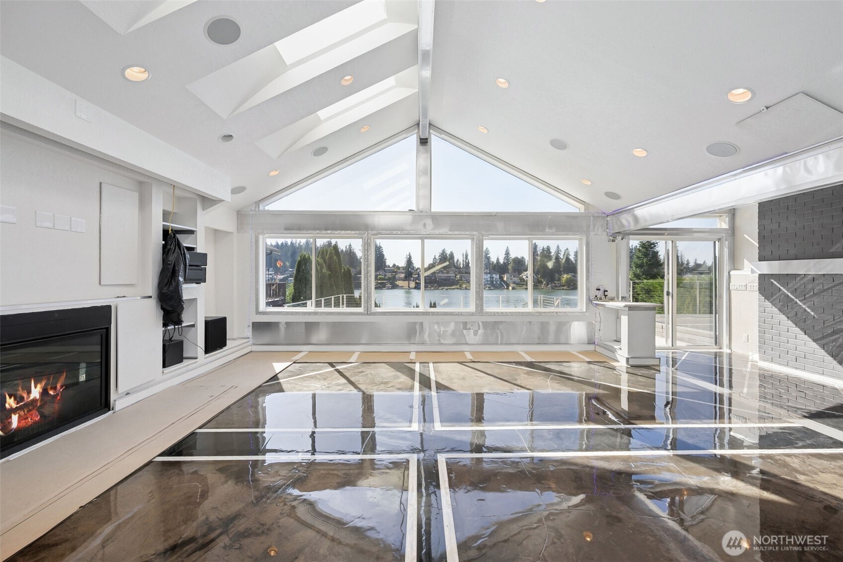 7010 Vandermark Road E