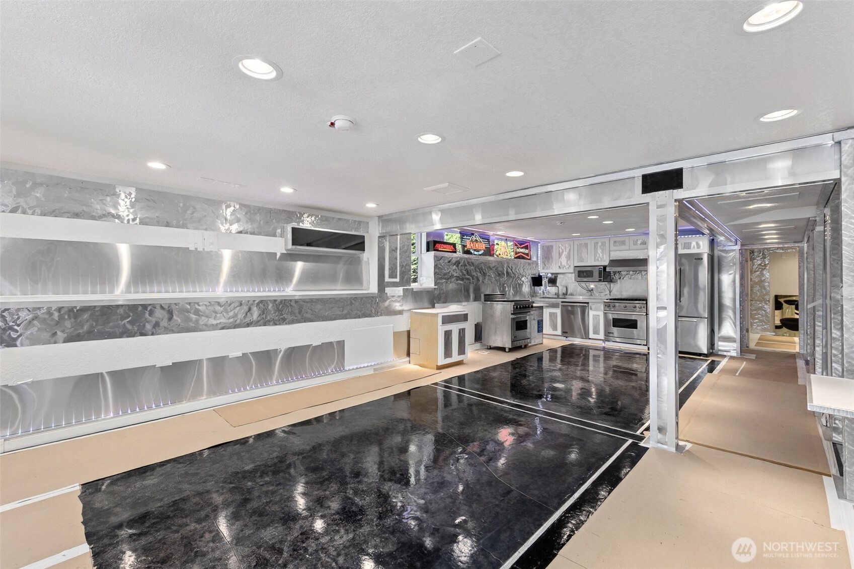 7010 Vandermark Road E