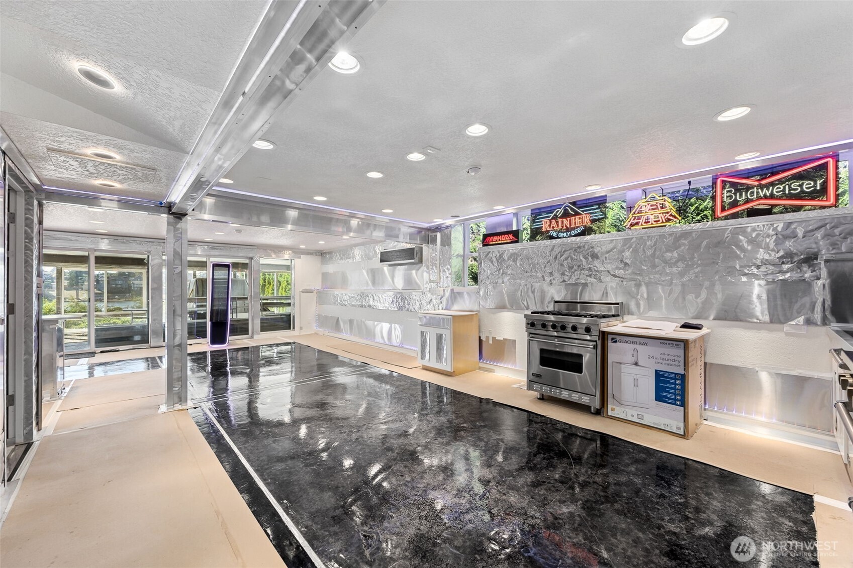 7010 Vandermark Road E