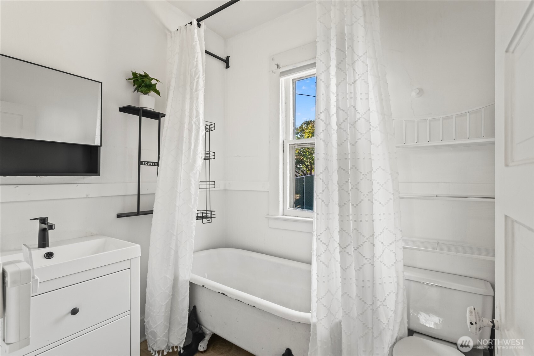 508 E 34th