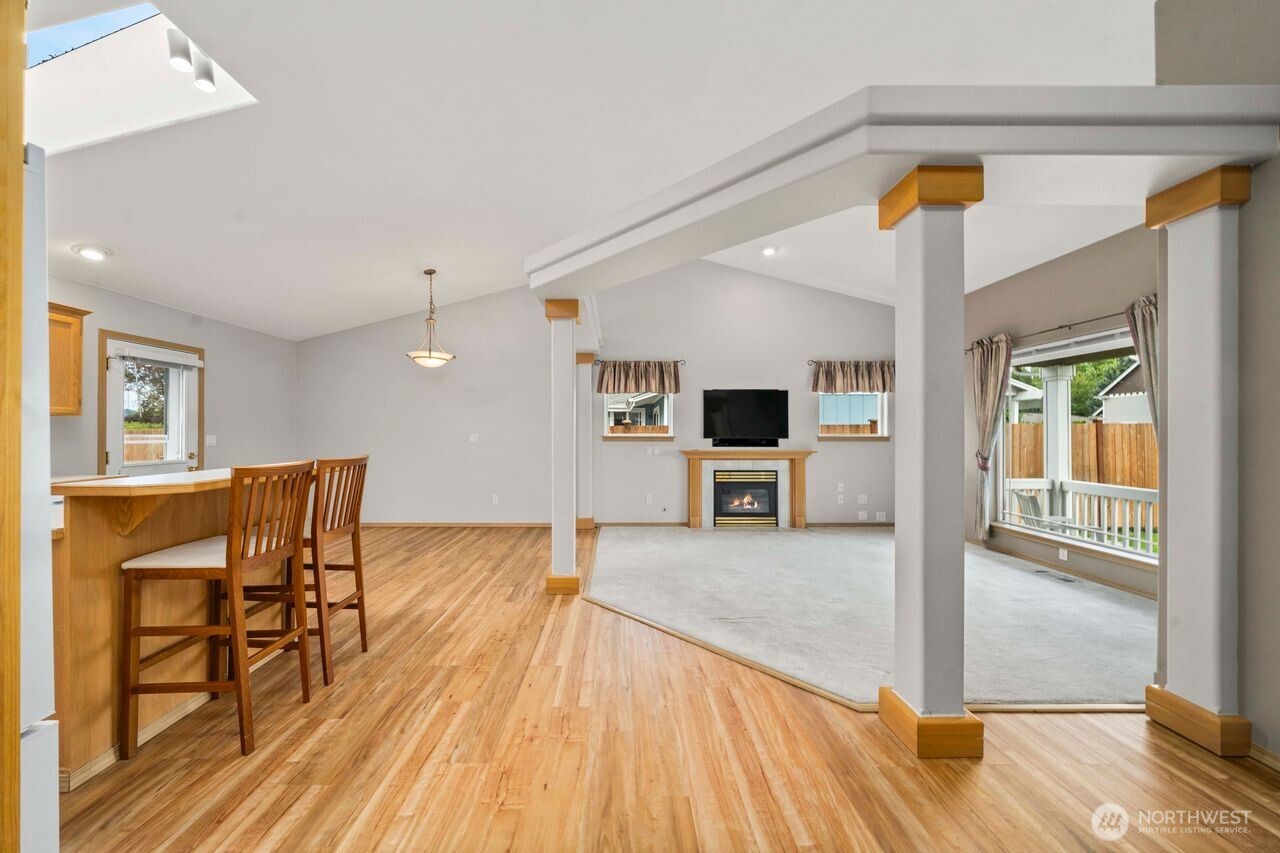1201 9th Avenue SW