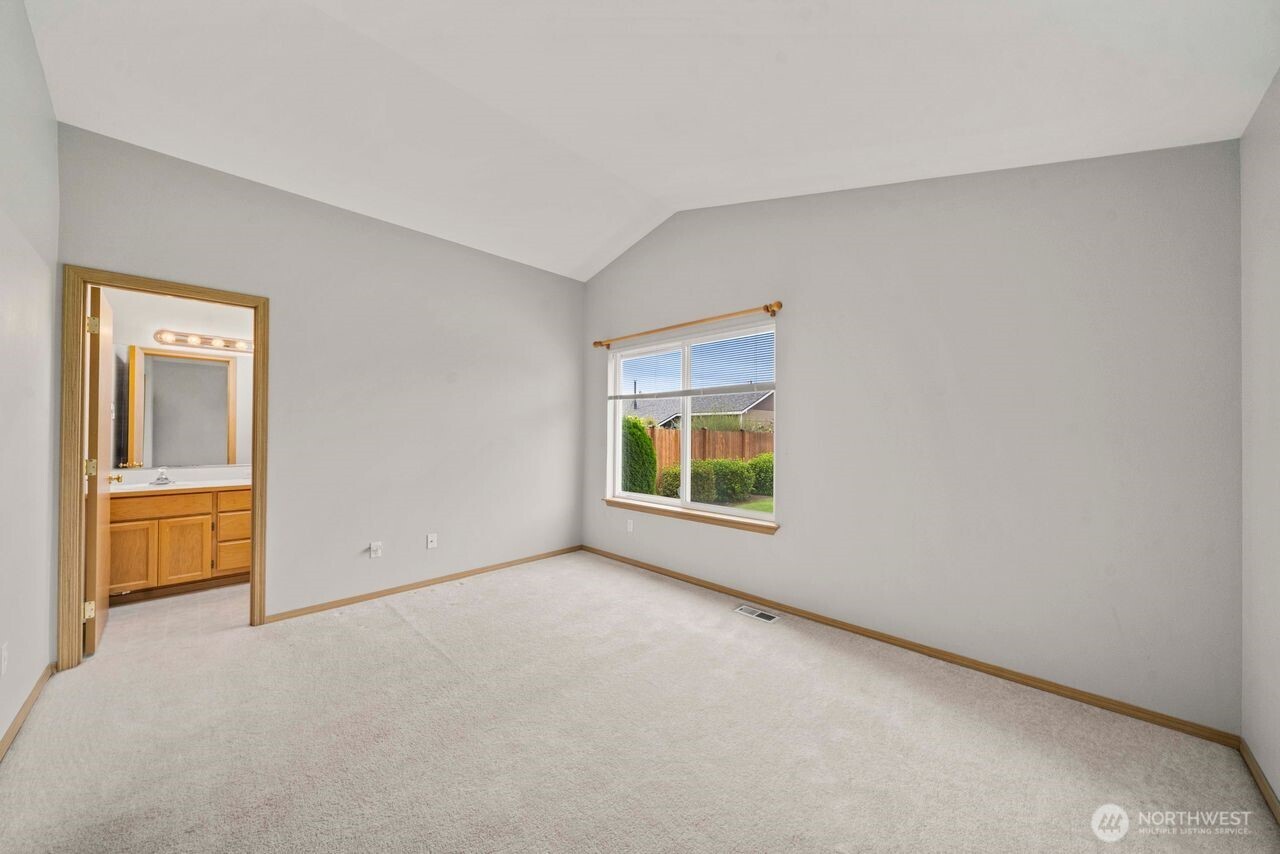 1201 9th Avenue SW