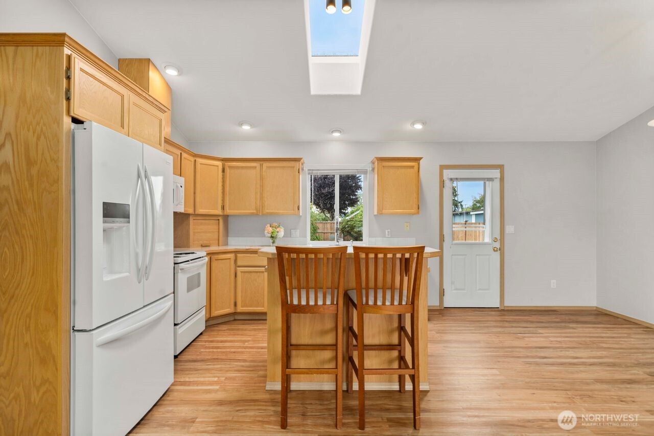 1201 9th Avenue SW