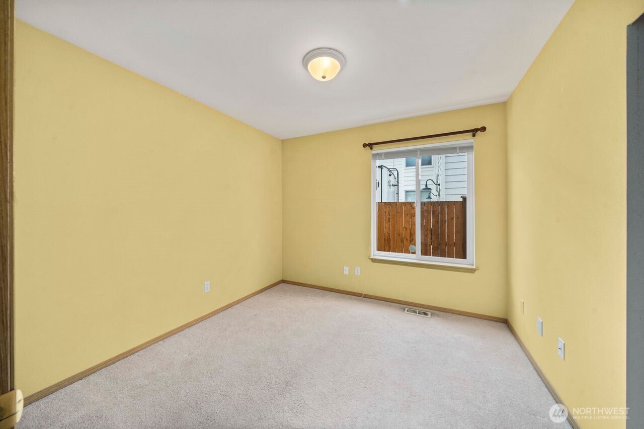 1201 9th Avenue SW