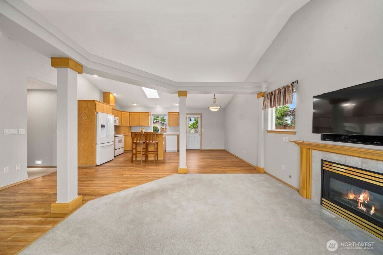 1201 9th Avenue SW