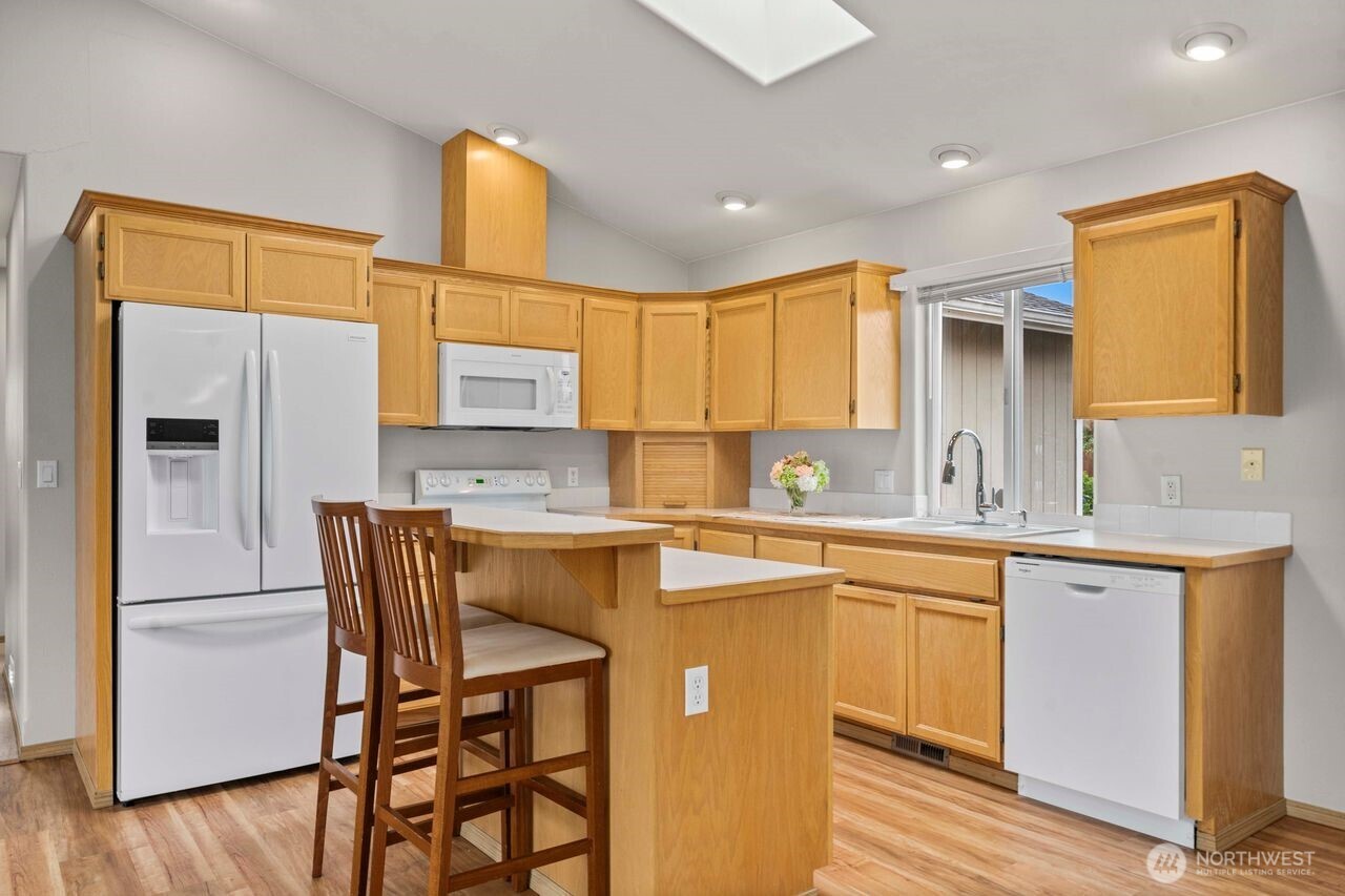 1201 9th Avenue SW