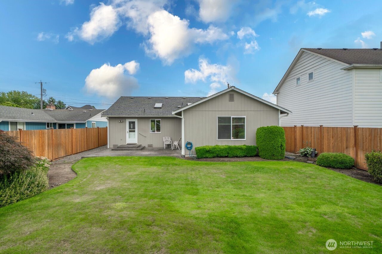 1201 9th Avenue SW