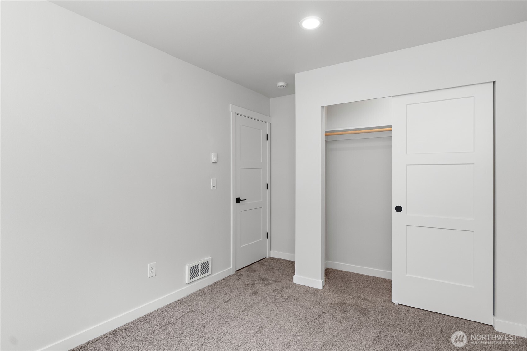 22237 126th Street E