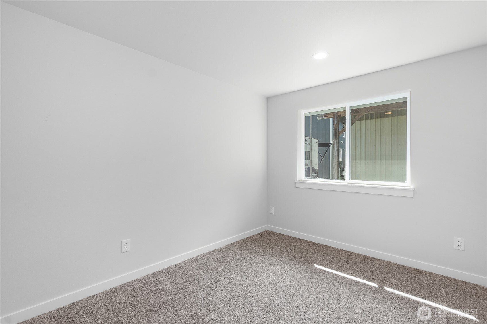 22237 126th Street E