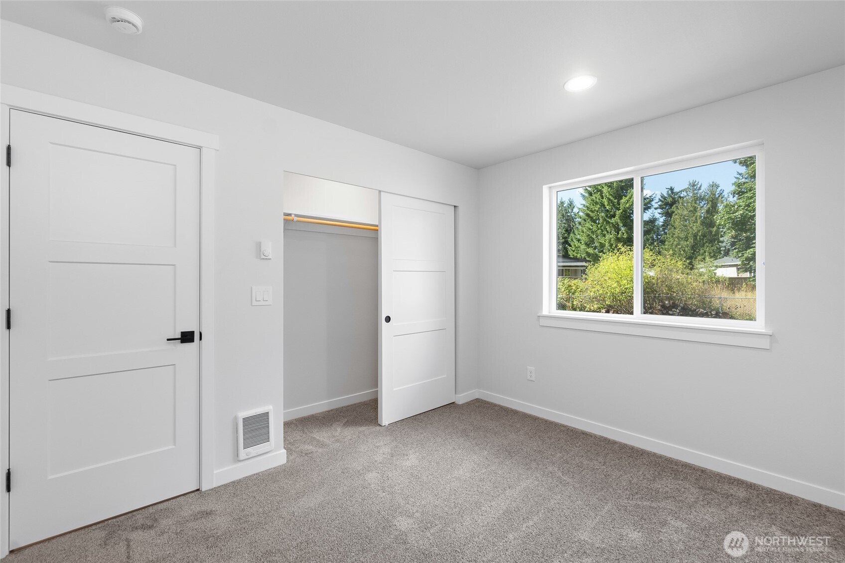 22237 126th Street E