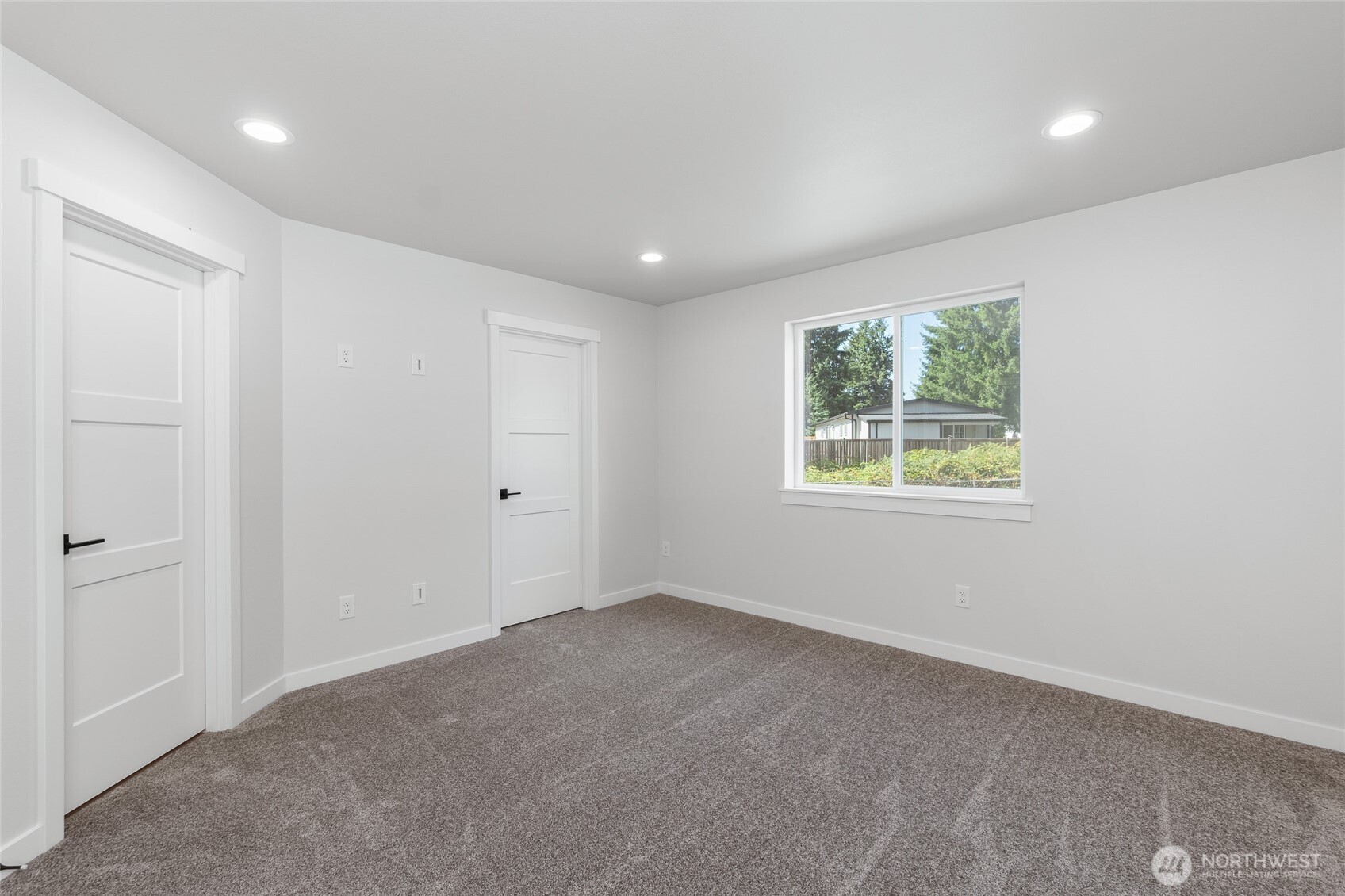 22237 126th Street E