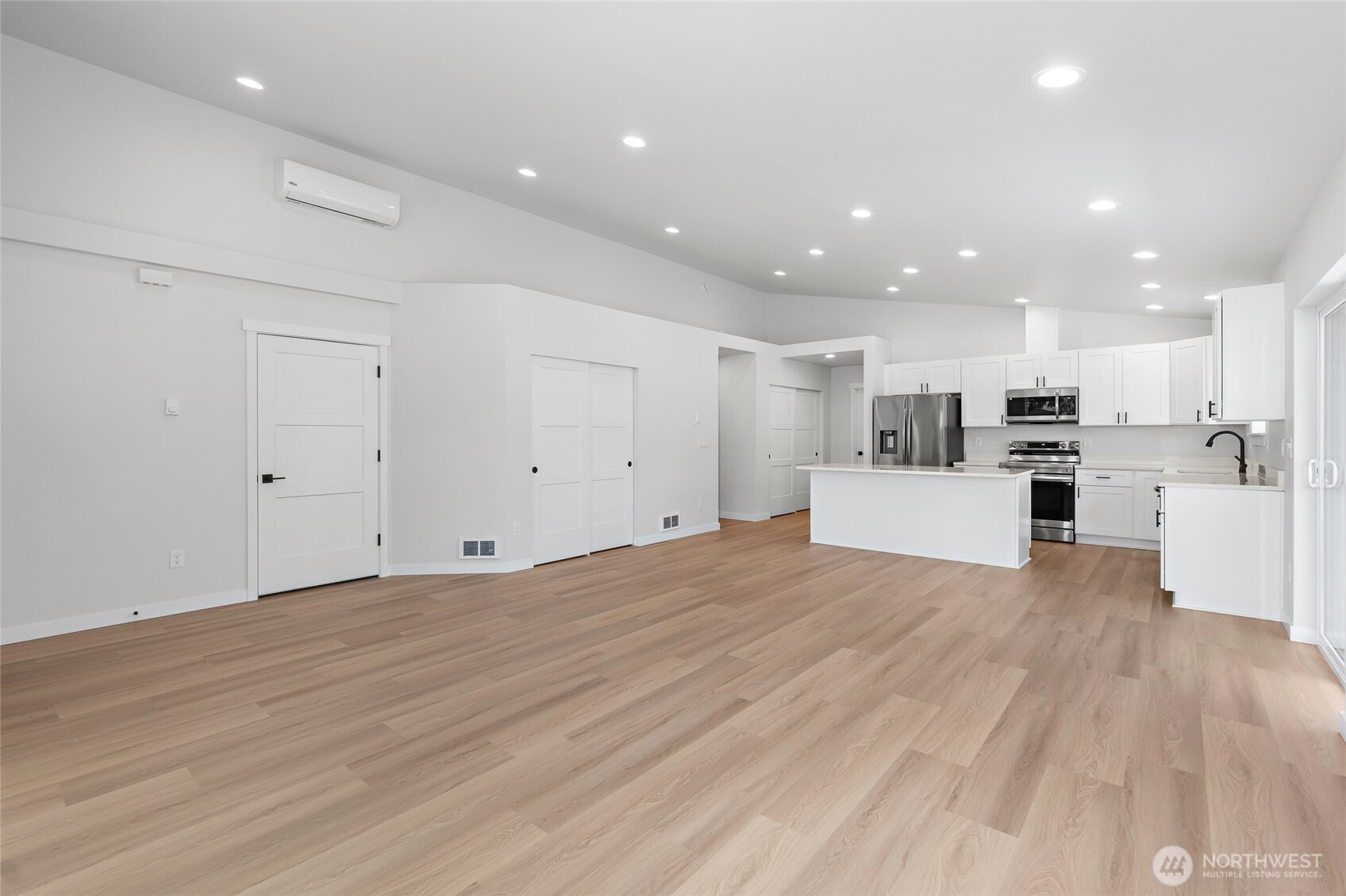 22237 126th Street E