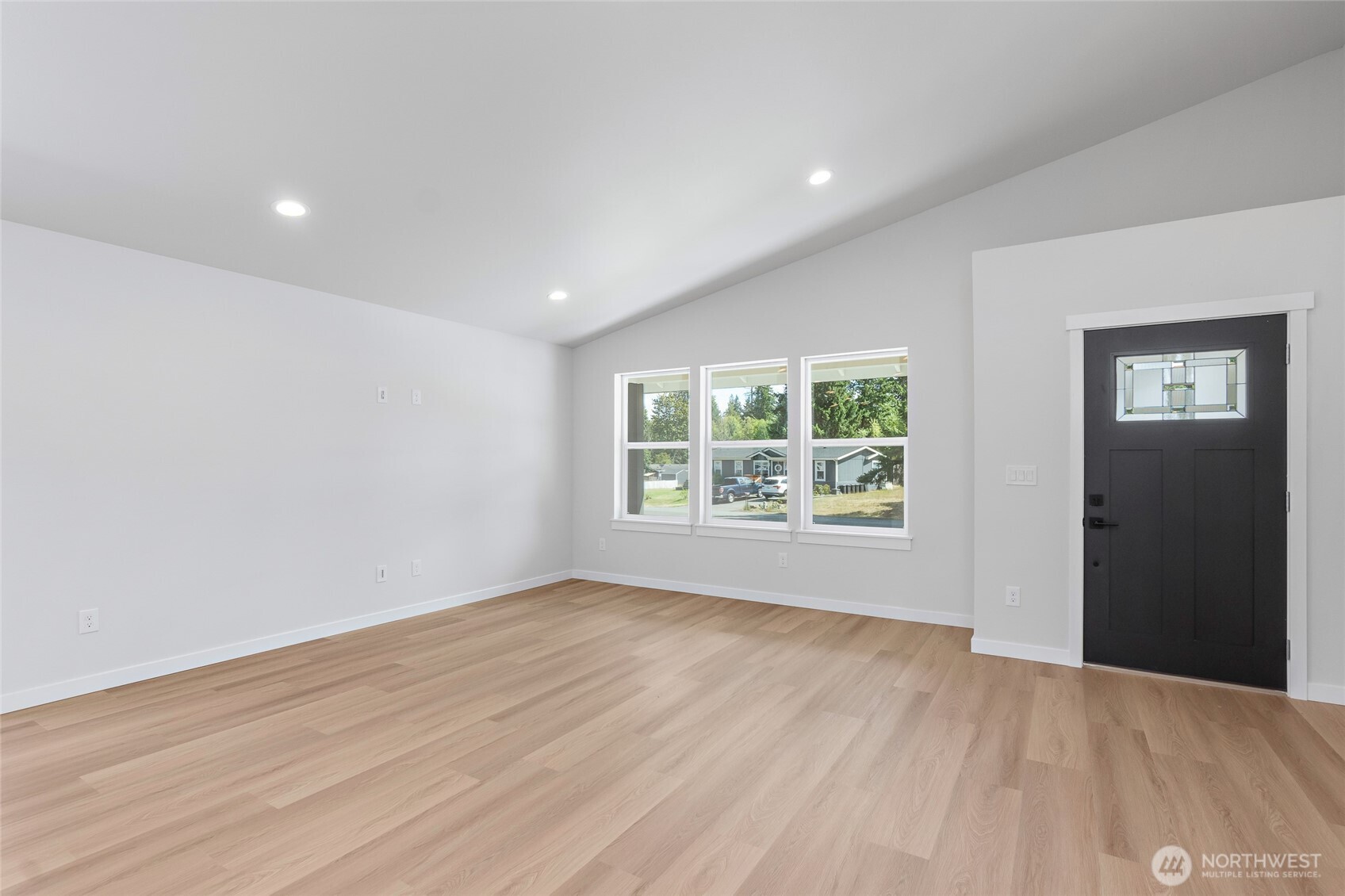 22237 126th Street E