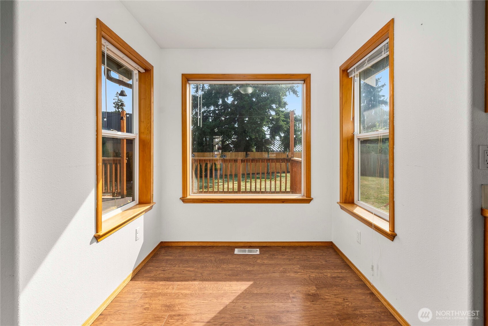 19018 104th Avenue E