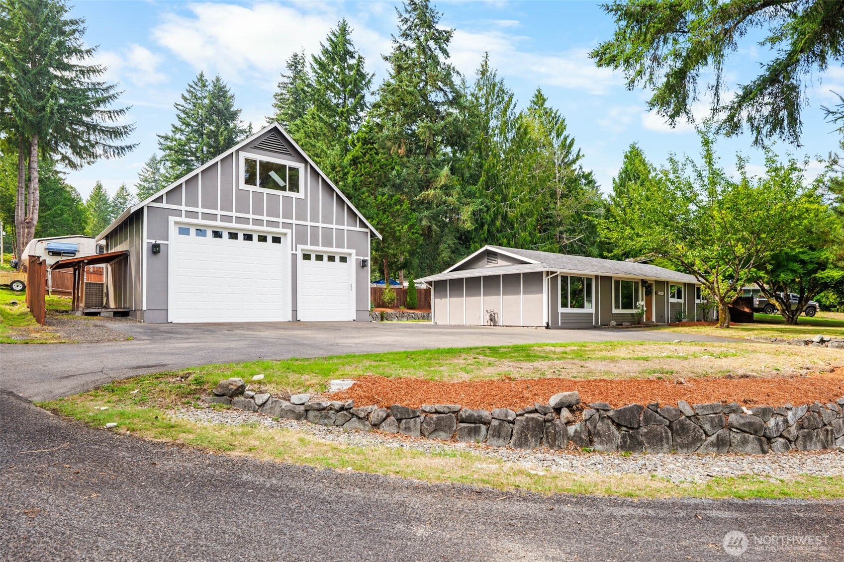 7629 Mazama Street SW