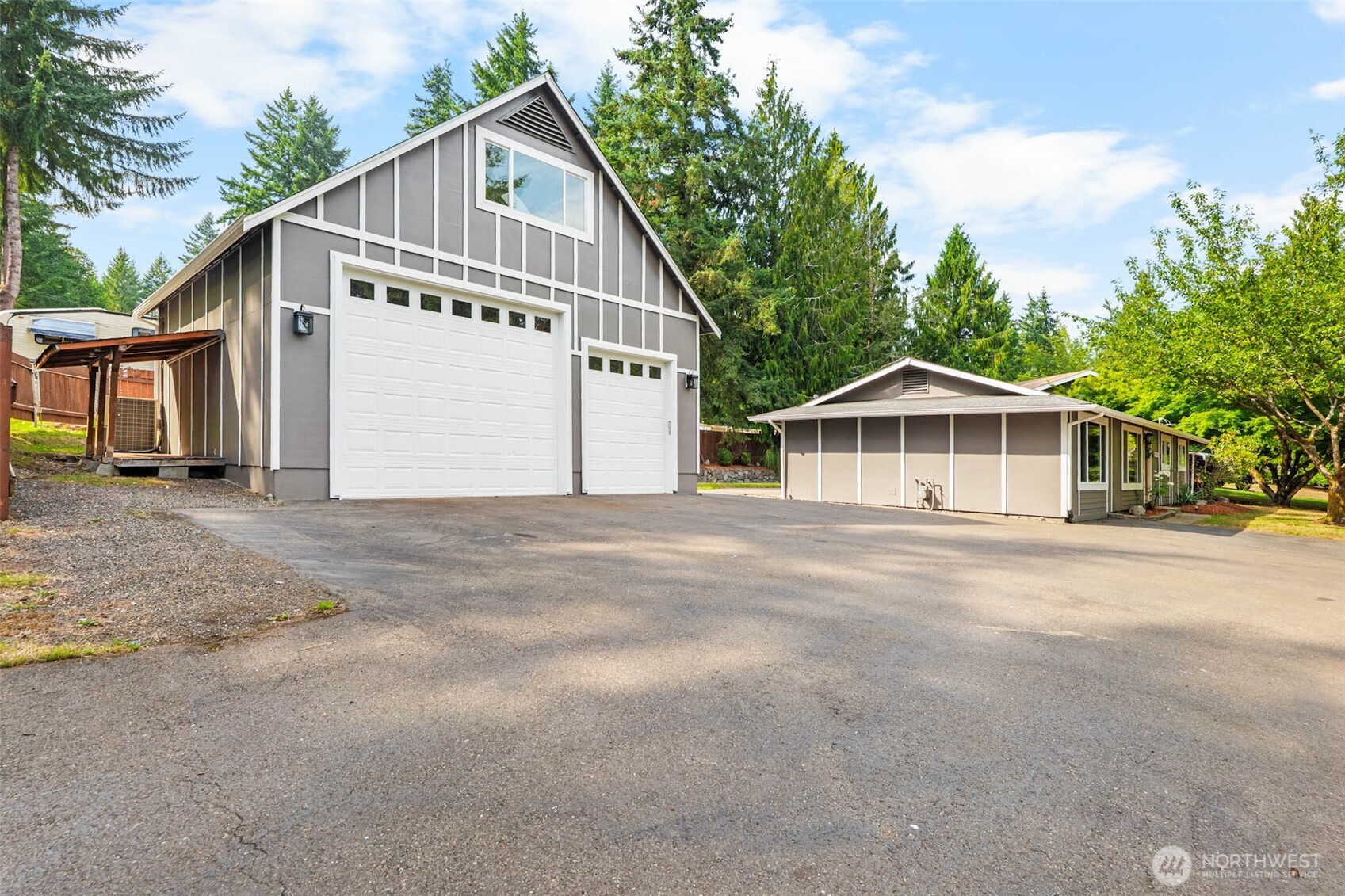 7629 Mazama Street SW