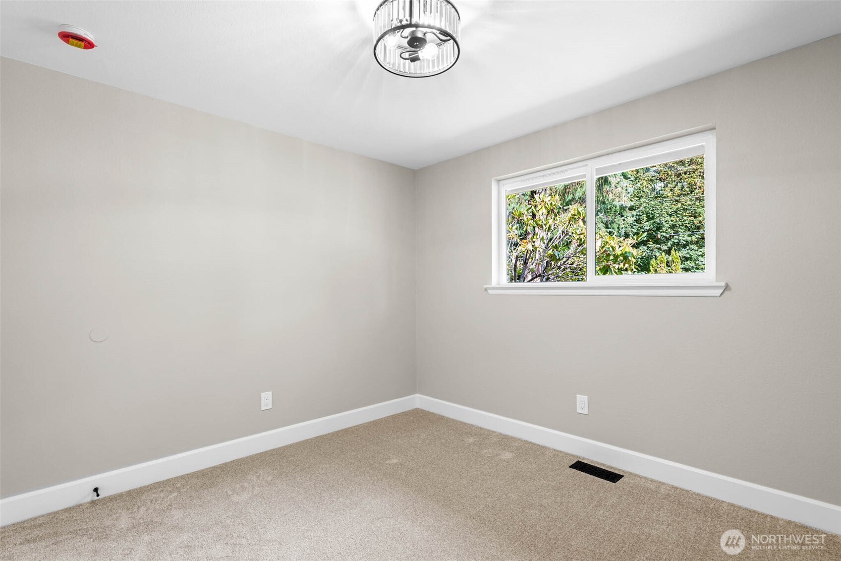 7629 Mazama Street SW