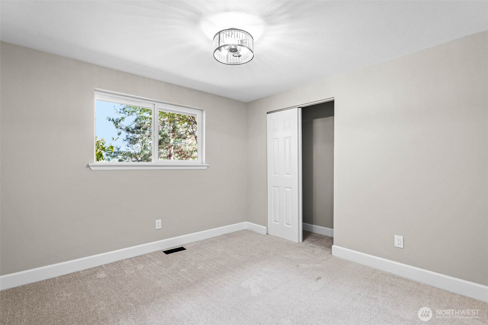 7629 Mazama Street SW