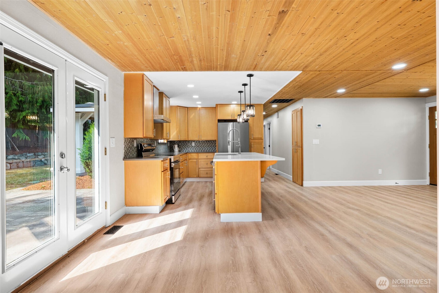 7629 Mazama Street SW