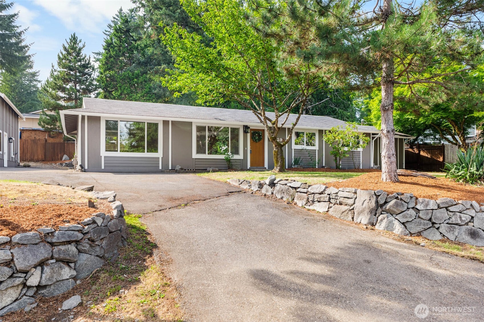 7629 Mazama Street SW