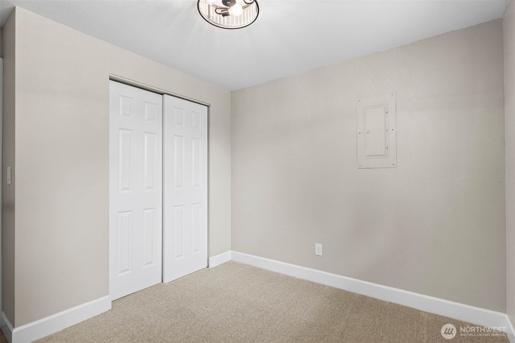 7629 Mazama Street SW