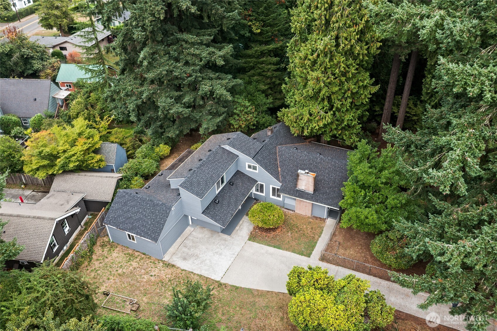 532 Eskridge Way SE