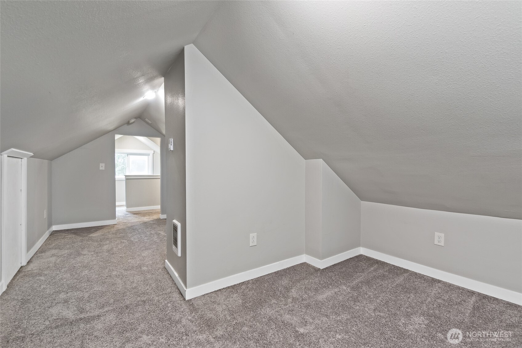 532 Eskridge Way SE