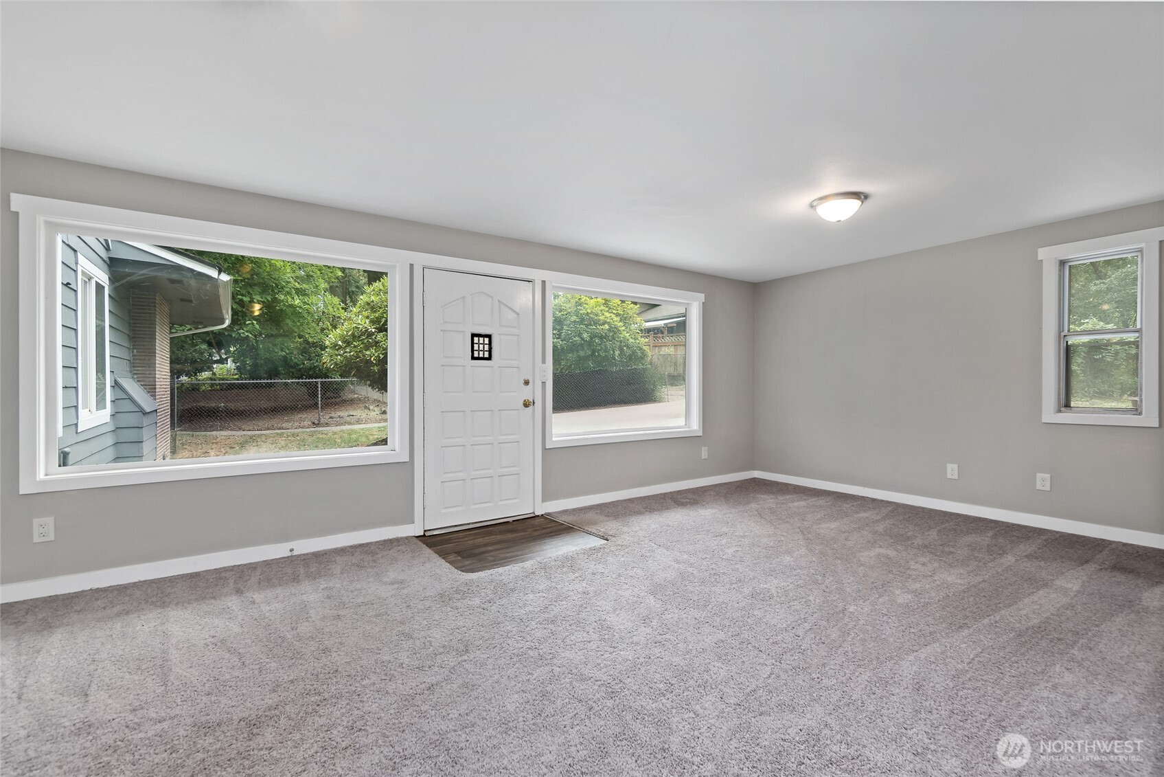 532 Eskridge Way SE