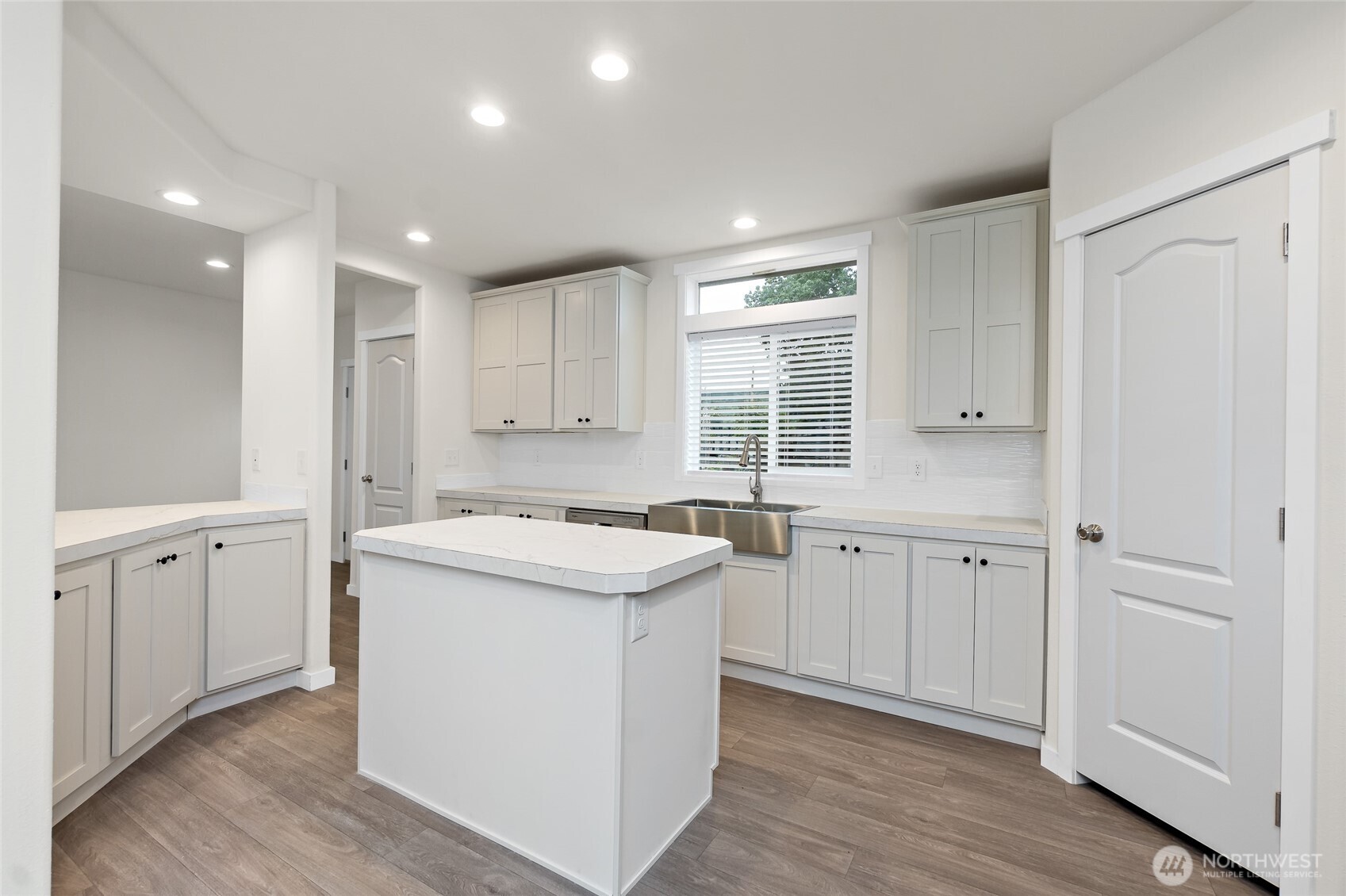 309 Sumner Street SE