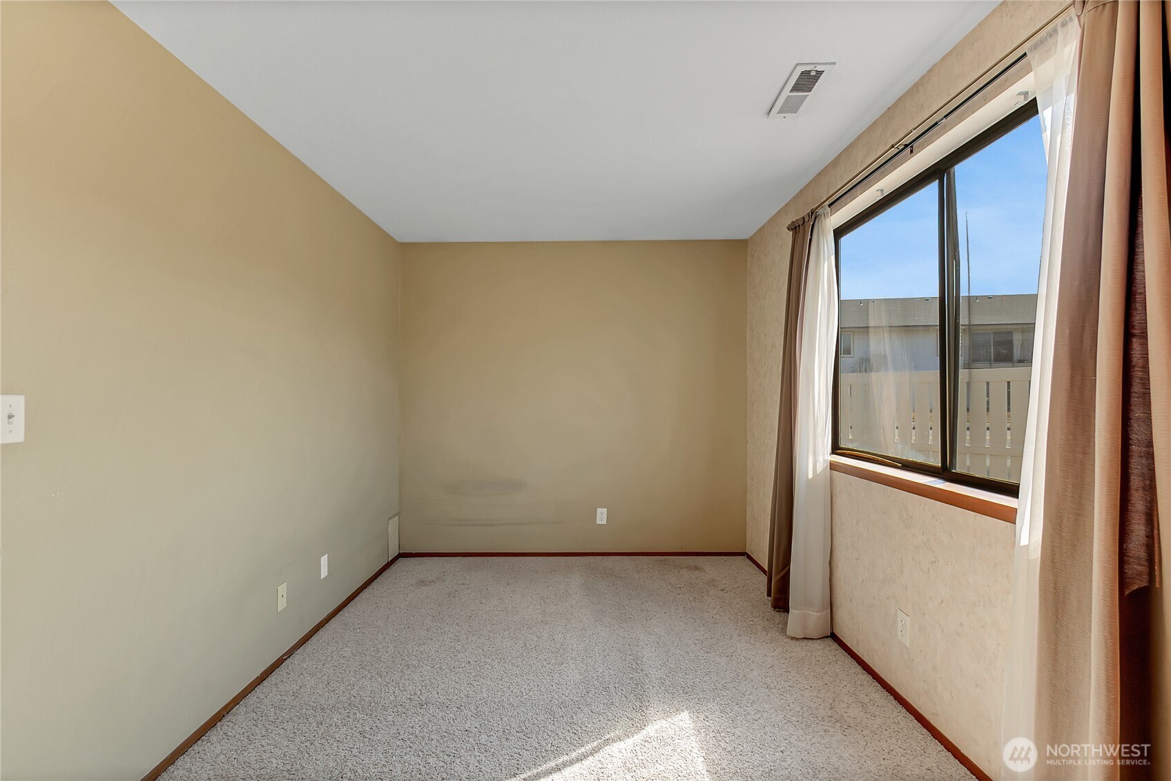 1905 F Street SE Unit: F19