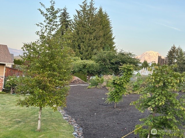 11421 133rd Avenue E