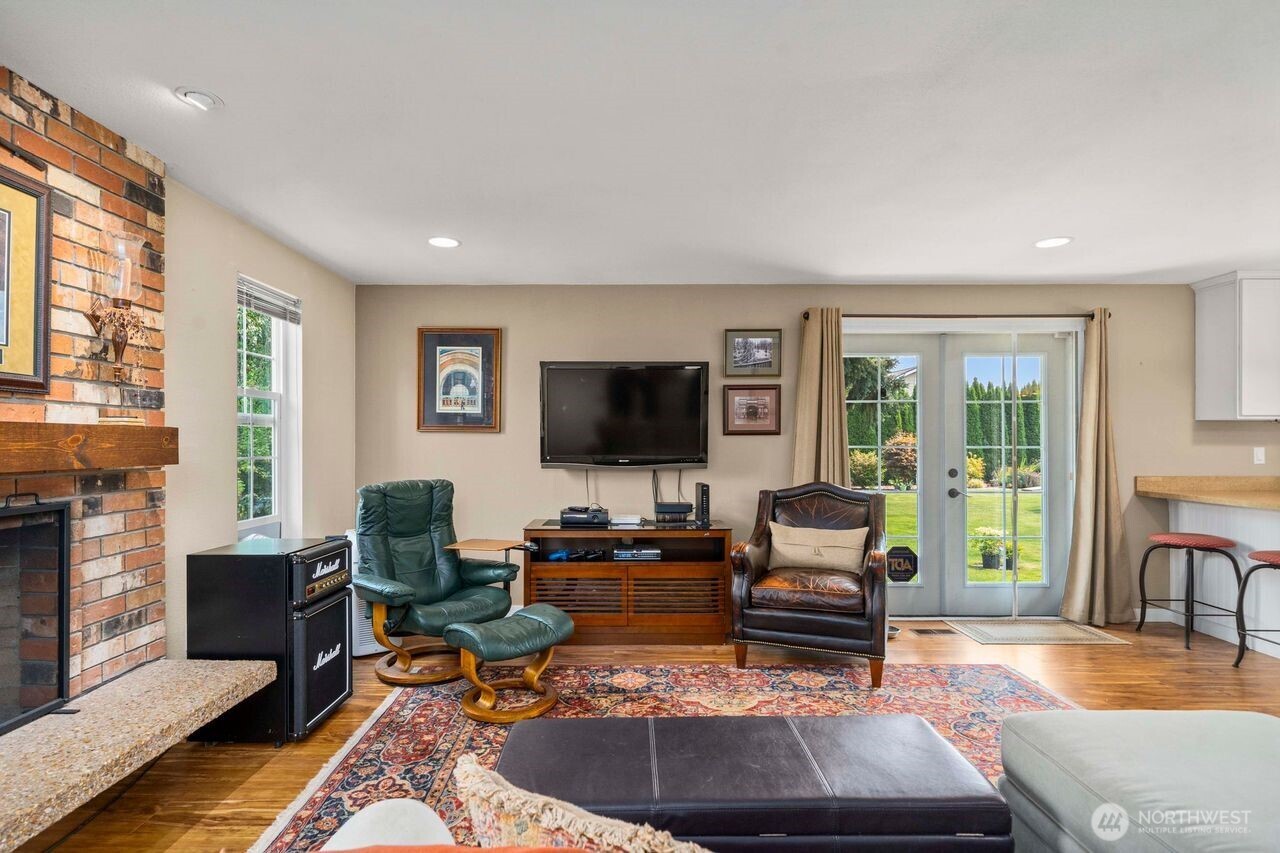 11421 133rd Avenue E