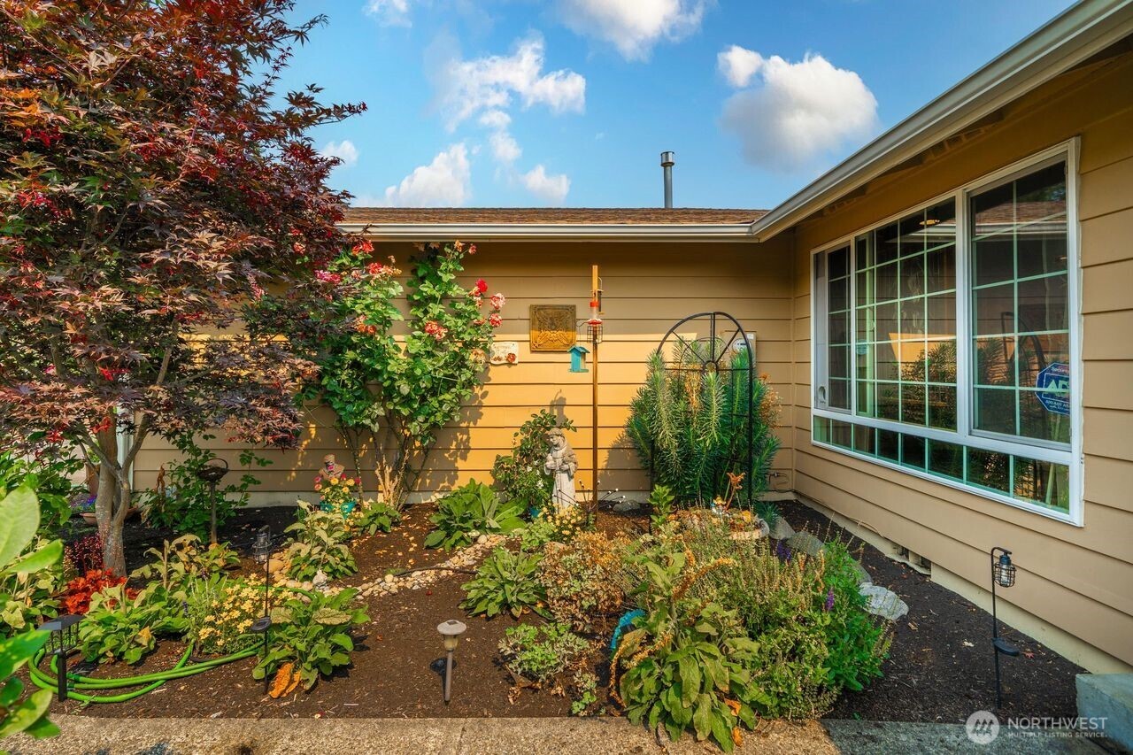 11421 133rd Avenue E