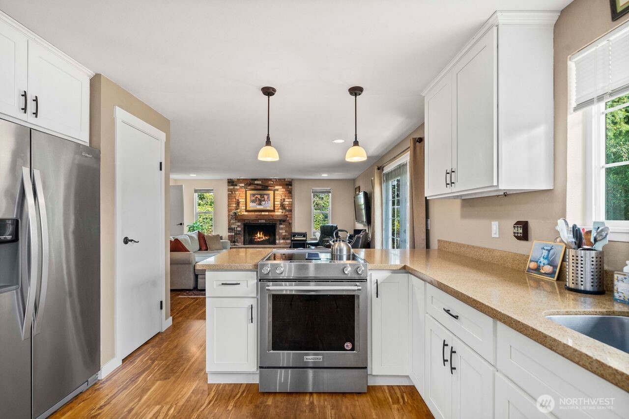 11421 133rd Avenue E