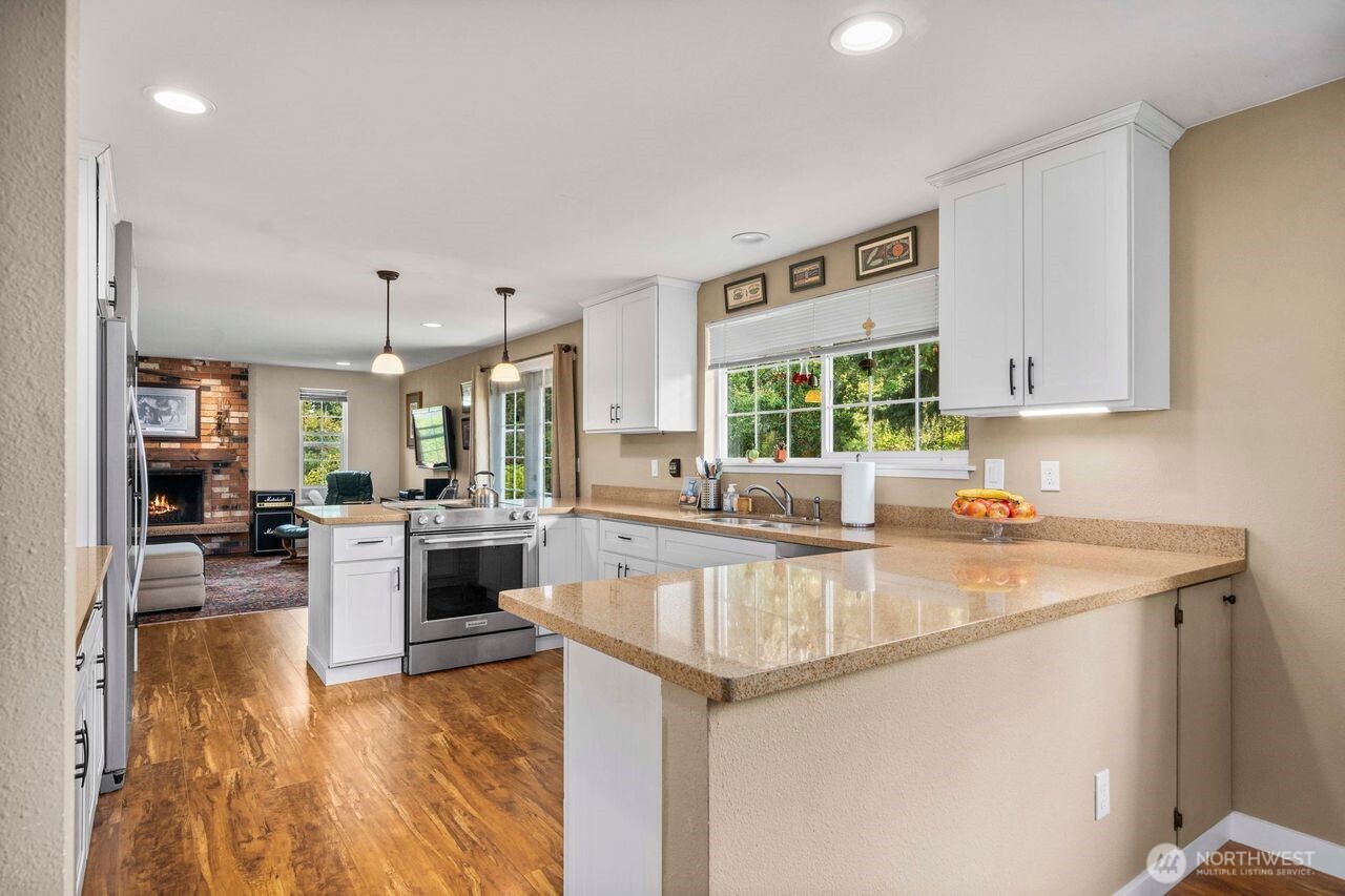 11421 133rd Avenue E