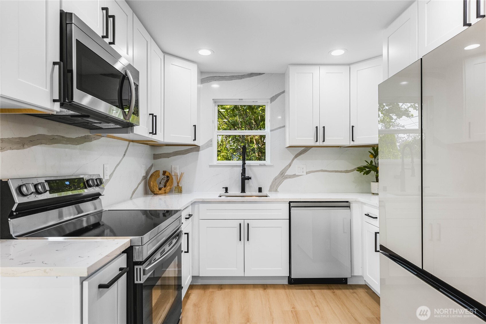 415 2nd Street NW Unit: A