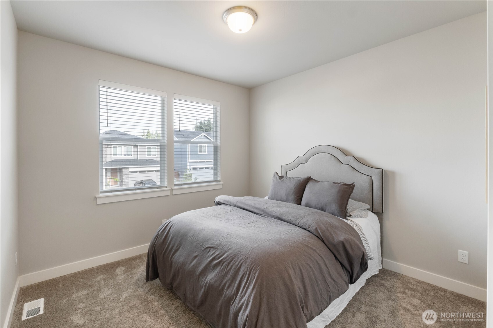 12956 186th Ave E