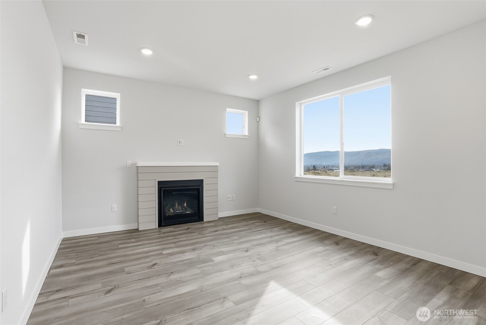2132 Plumridge Court