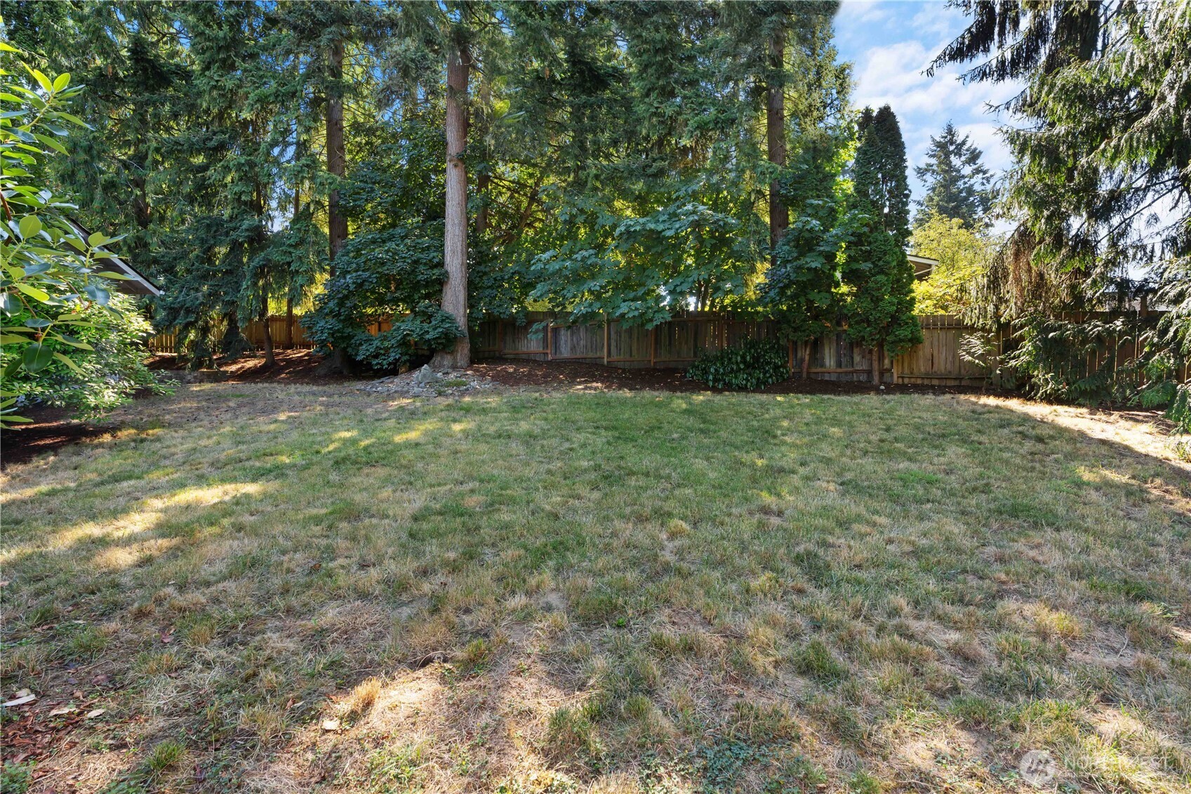 2507 Crater Lake Court