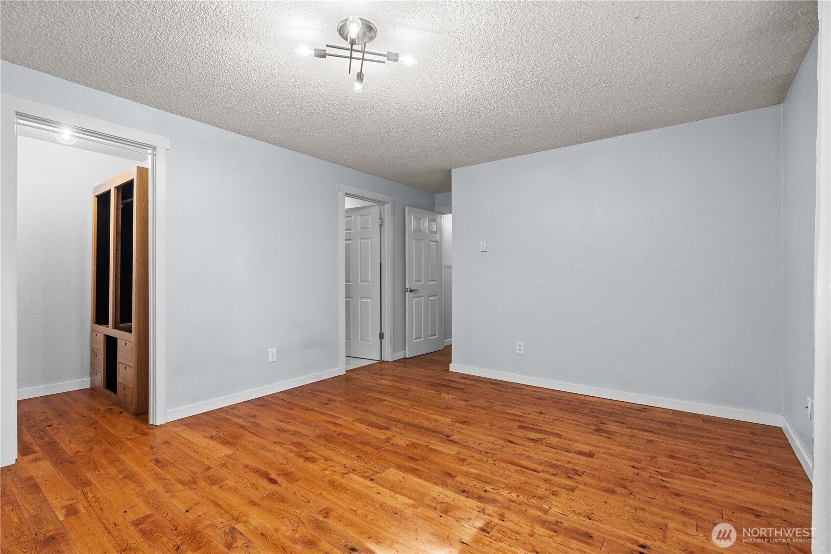 2507 Crater Lake Court